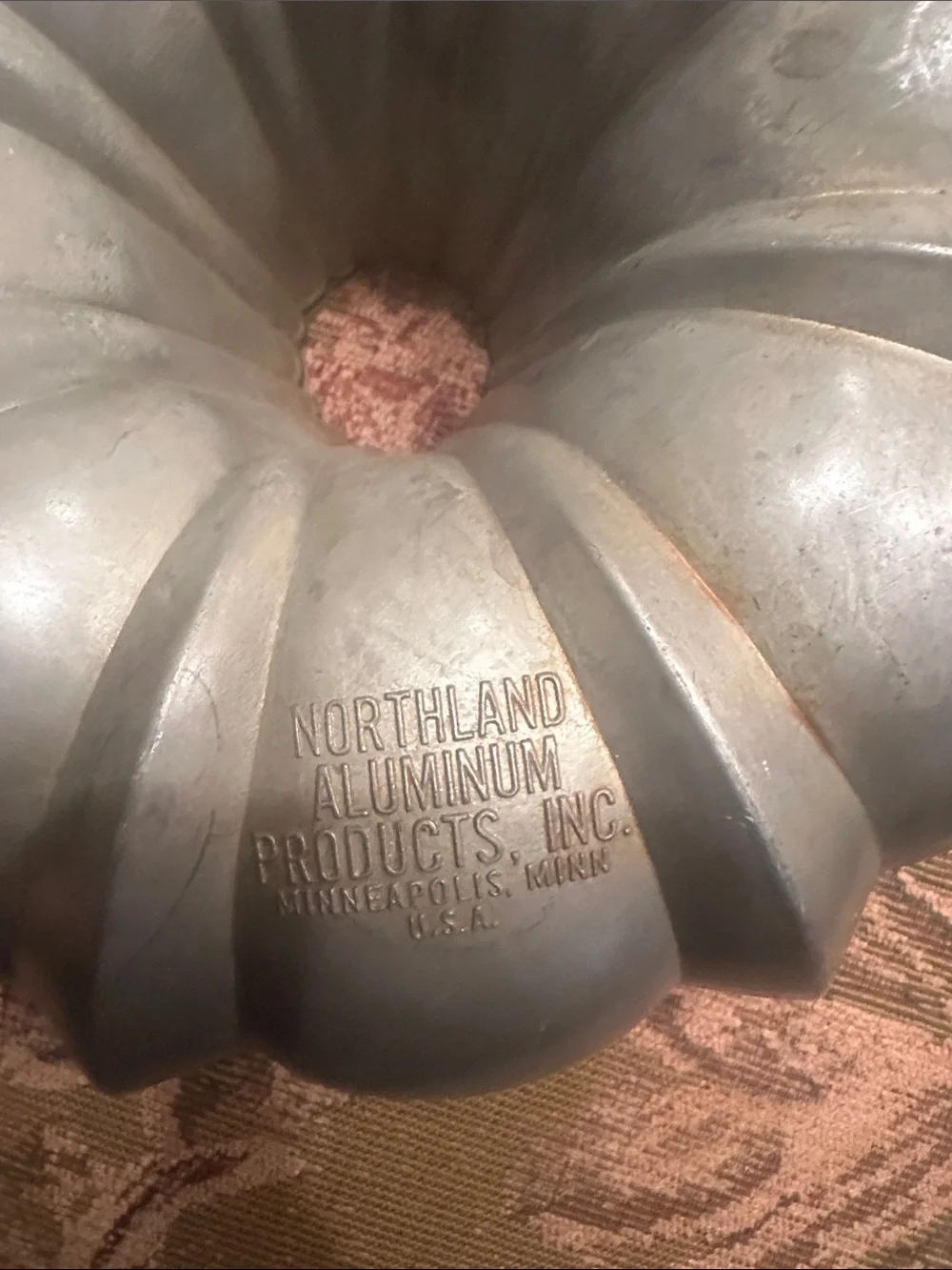 Bundt Cake Pan by Northland Aluminum